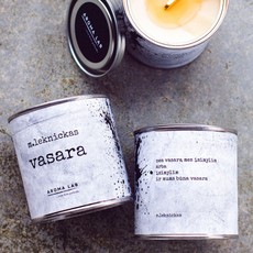 M. Leknicko aromaterapinė žvakė VASARA (citrinžolė)