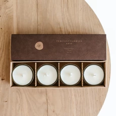 Sojų vaško arbatinės žvakutės stikle „Laumės kerai“, 4 vnt.