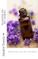 Louis and InÃ¨s discover essential oils