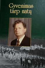 Gyvenimas tarp natų