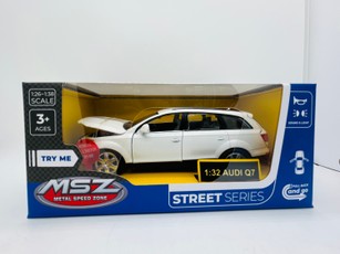MSZ Automobilio modelis, Audi Q7, skalė 1:24