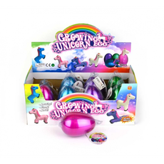 Augantis vienaragis kiaušinyje