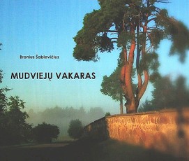 Mudviejų vakaras: nesušukuotieji haiku