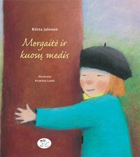 Mergaitė ir kuosų medis