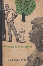 Mergaitė ir balandžiai