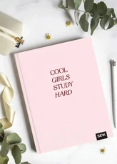 Laimės kalendorius-darbo knyga „Cool Girls Study Hard“ 26/27