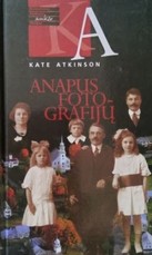 Anapus fotografijų