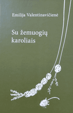 Su žemuogių karoliais
