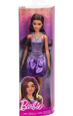 Barbė mados pasaulyje lėlė