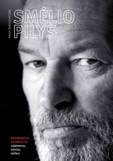 Smėlio pilys: Regimantas Adomaitis