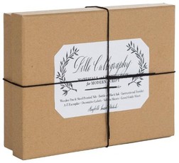 Belle Calligraphy Kit: Materials and Instruction for Modern Script